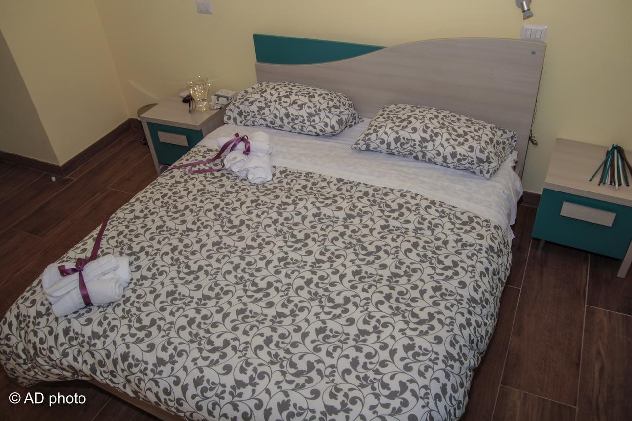 Homesuitehome Guest house